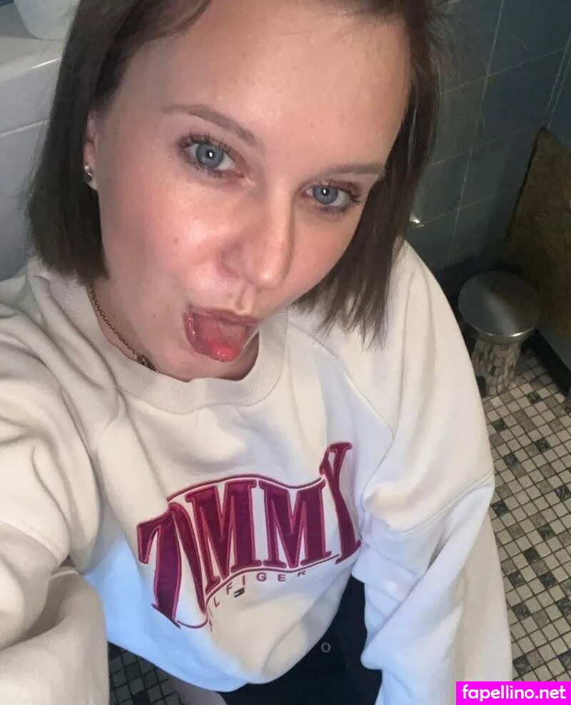 ninakoenig_, ninasmumlife_ Nude Leaked OnlyFans Photo #mBG8i3KwDY