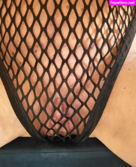 Nina Lakes OnlyFans Thumbnail #IDMZJ9ykii