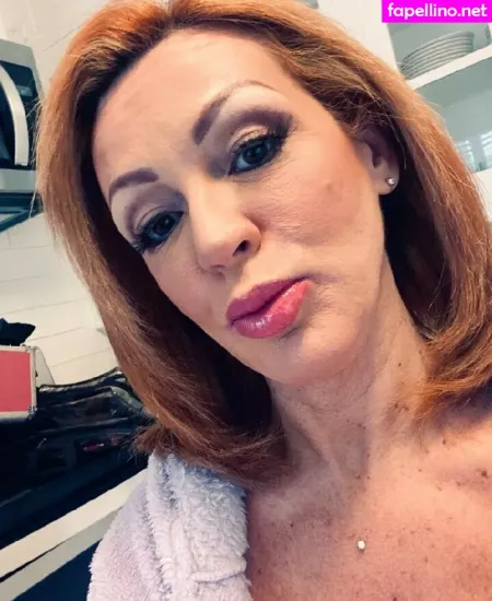 Nina Lakes OnlyFans Thumbnail #YsFlgG2VTw