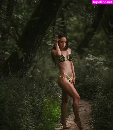 Nina Love1 OnlyFans Thumbnail #qFn8SL1dbh