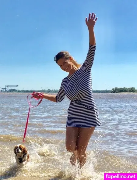 Nina Marlisa Lenzi OnlyFans Thumbnail #1gluBW6lRB