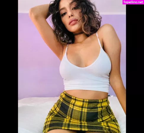 Nina Morelo OnlyFans Thumbnail #NtdUodfjlO