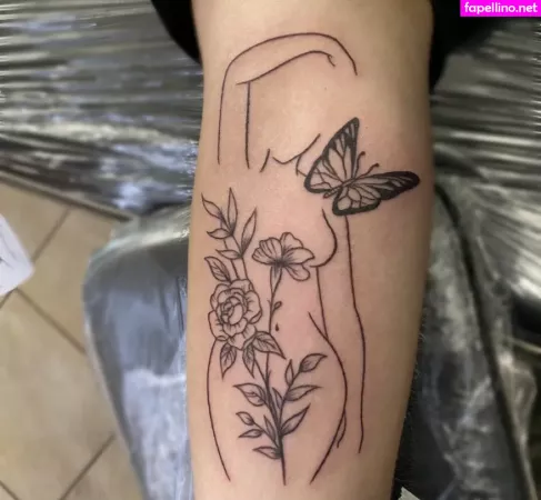 Nina Morelo OnlyFans Thumbnail #UFweJjLXX2