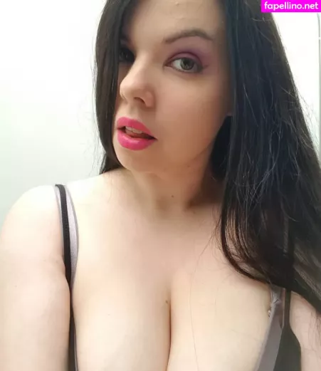 Nina Nightbloom OnlyFans Thumbnail #ZXJSi6q5ue