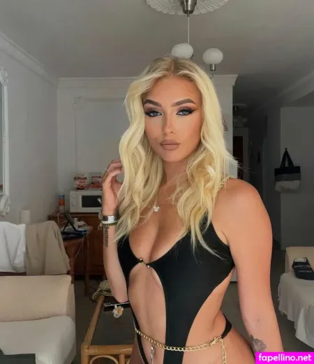 Nina Ninci OnlyFans Thumbnail #BMJKGEaIfN