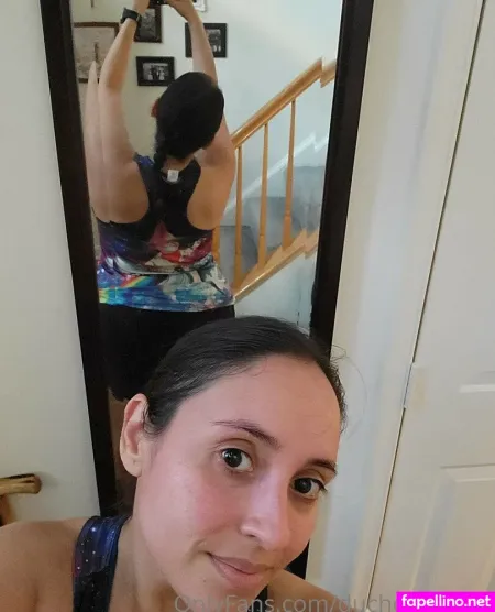 Nina Osegueda Queenhell OnlyFans Thumbnail #0Jx6F7Wlfx