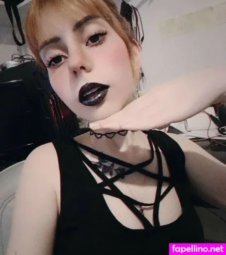 Nina Pessi OnlyFans Thumbnail #2yH6fgWUtp
