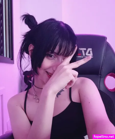 Nina Pessi OnlyFans Thumbnail #x2GORPJhCl
