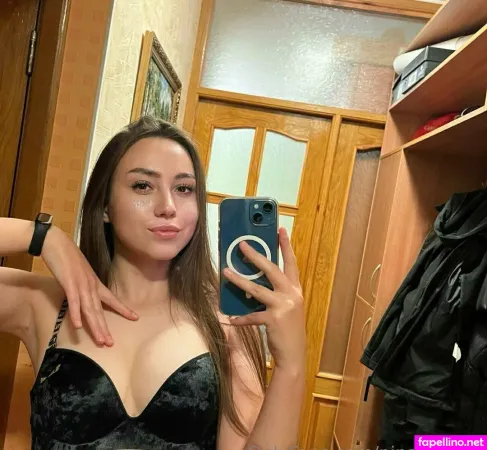 Nina Popov OnlyFans Thumbnail #RwfduWr3m3