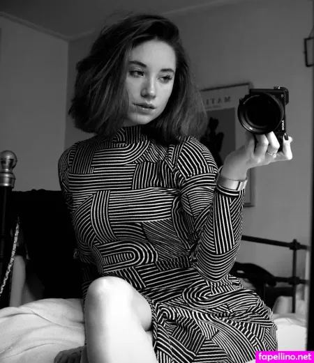 Nina Pothof OnlyFans Thumbnail #CHhZzDotkn