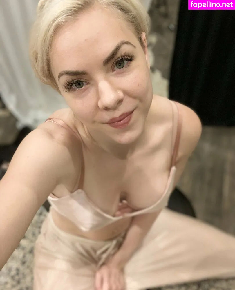 Amber la Ray, knusperstern, nina_rei Nude Leaked OnlyFans Photo #DkBrRUSxO2