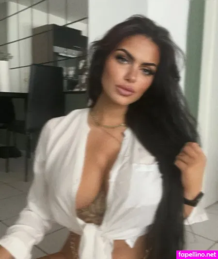 Nina Siegert OnlyFans Thumbnail #SaVvypz5ah