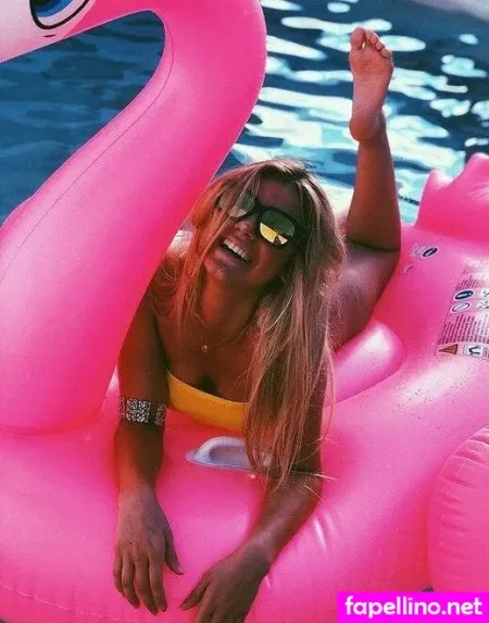 Nina Ventre OnlyFans Thumbnail #mgklQ4Krw8