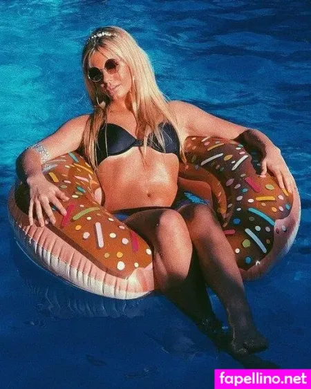 Nina Ventre OnlyFans Thumbnail #q4gogLNE2k