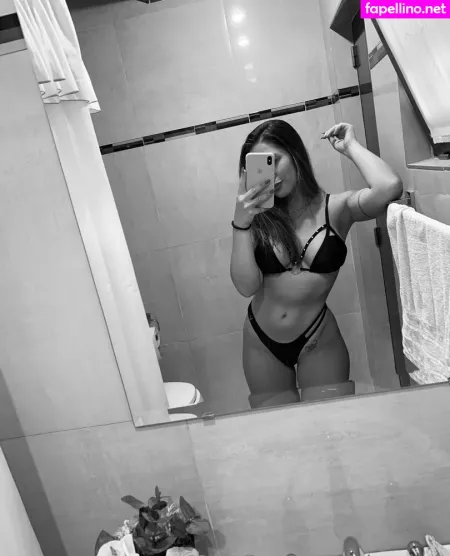 Ninacroft OnlyFans Thumbnail #2b56HEdIOV