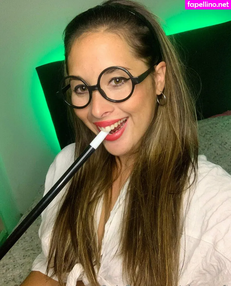 1057395592, ninacroft_, ninnacroft Nude Leaked OnlyFans Photo #aOXZX59rzY