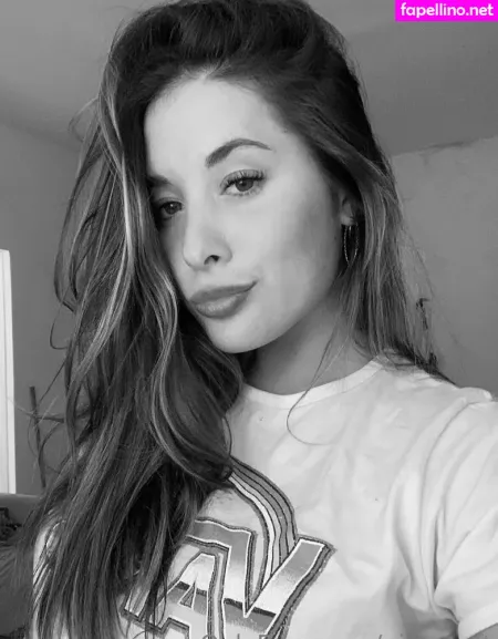 Ninacroft OnlyFans Thumbnail #dg4puhm39V