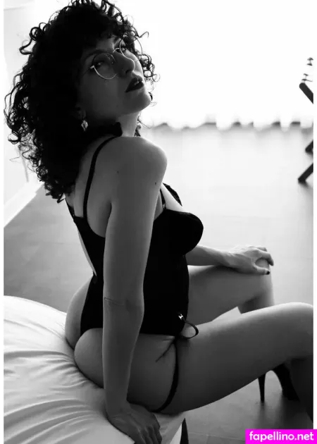 Ninaeroticart OnlyFans Thumbnail #8EAeiC8IsH