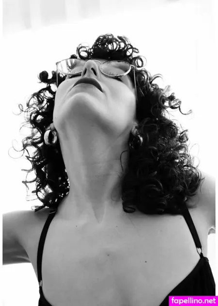 Ninaeroticart OnlyFans Thumbnail #NzSxJyJkhE