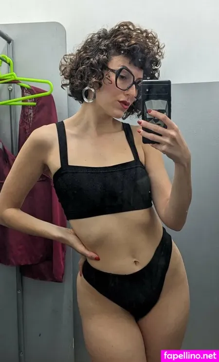 Ninaexotika OnlyFans Thumbnail #C5yqOdRksw