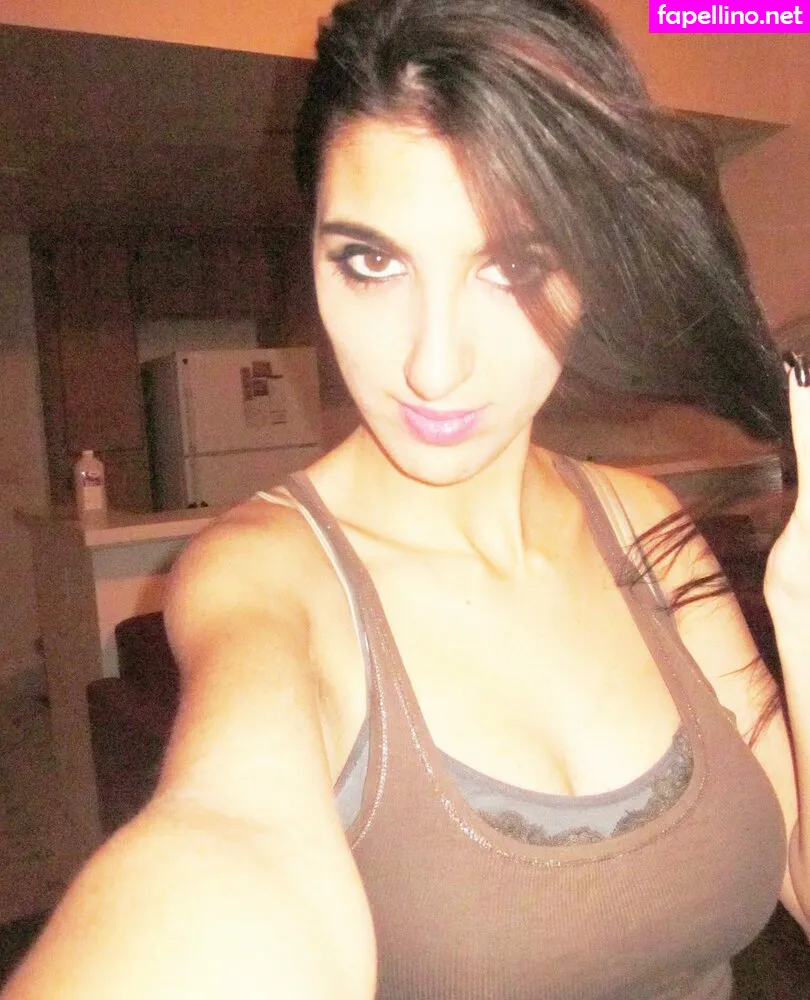 nina.khalifa_, ninakhalifa Nude Leaked OnlyFans Photo #09lzN5v2nO