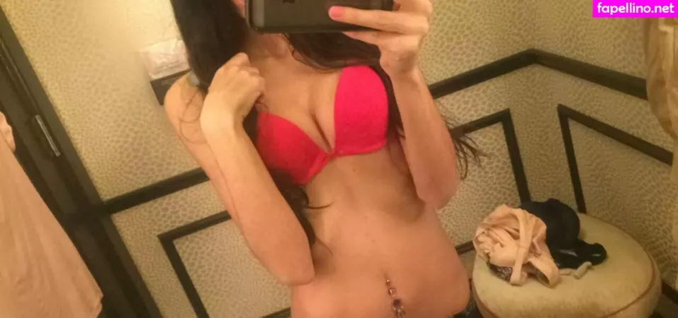 Ninakhalifa OnlyFans Thumbnail #31xjOveAnT