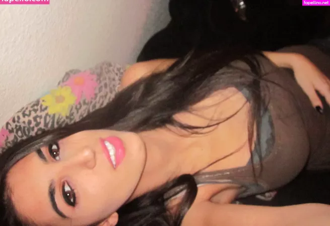 Ninakhalifa OnlyFans Thumbnail #433z3plG61