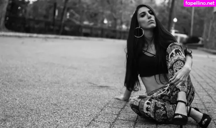 Ninakhalifa OnlyFans Thumbnail #Dk6FWmInBJ