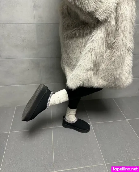 Ninaluvsfeet OnlyFans Thumbnail #p3Lum9ieMM