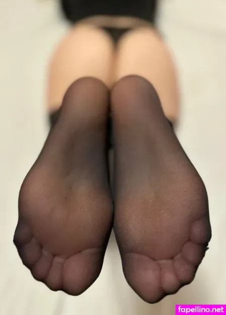 Ninaluvsfeet OnlyFans Thumbnail #ptc502rxTy