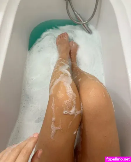 Ninaluvsfeet OnlyFans Thumbnail #uAiUdpXNyo