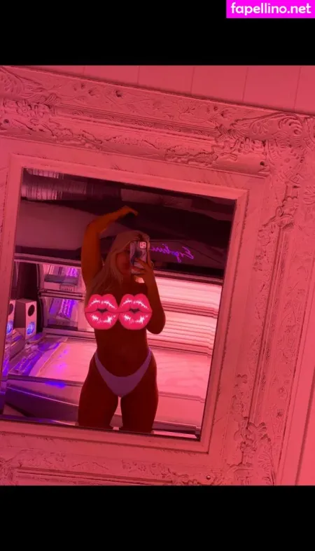 Ninanyhagen OnlyFans Thumbnail #VwUhnVi9gN
