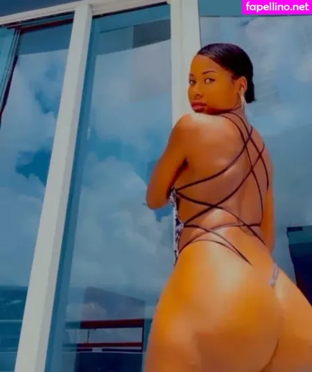 Ninarari OnlyFans Thumbnail #UeZ5fLfZEz