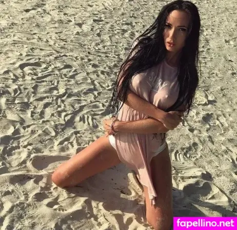 Ninaserebrova OnlyFans Thumbnail #S3atg72zxy