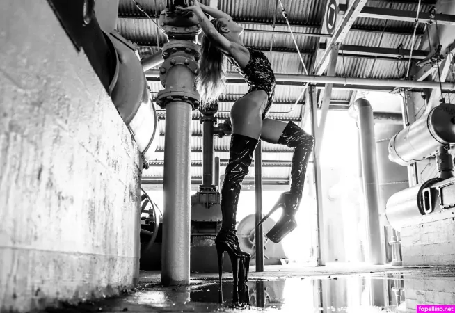 Ninauncovered OnlyFans Thumbnail #Js08vdLNPW