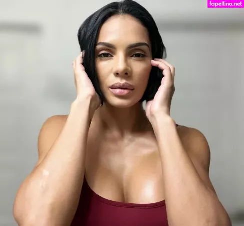 Ninaunrated OnlyFans Thumbnail #Olh8EFm36X
