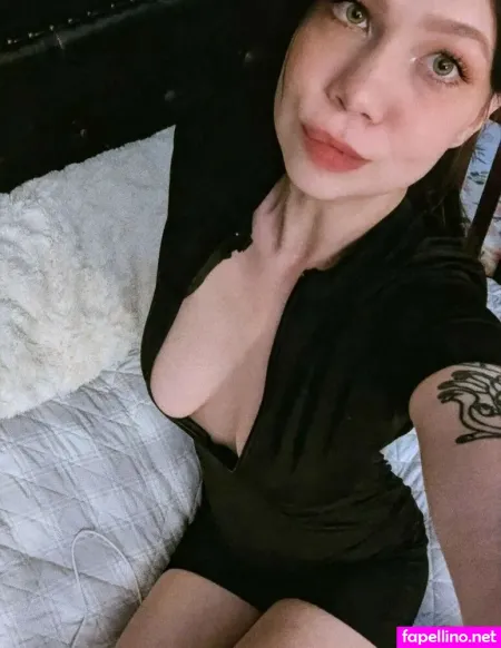 Ninavossxo OnlyFans Thumbnail #w5M2h88L6e