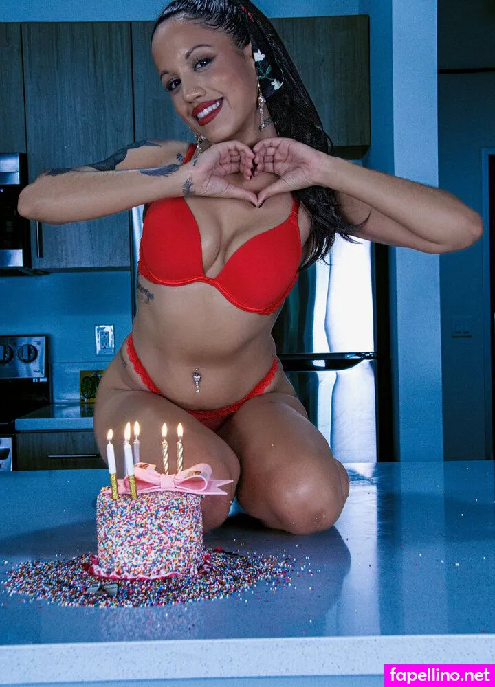 ninasworldxoxo, ninawhitexxx Nude Leaked OnlyFans Photo #dcZmweX6R2