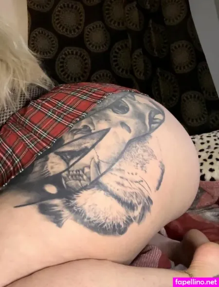 Ninaxkoukla OnlyFans Thumbnail #k9DY6EORtS