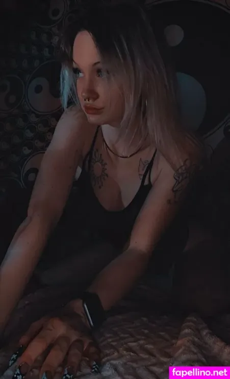 Ninaxoblue OnlyFans Thumbnail #MFN1ibgYUf