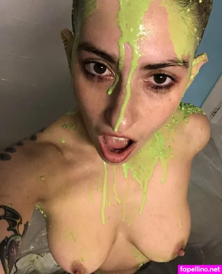Nineinchyaelsfree OnlyFans Thumbnail #E6fHtFLyYS