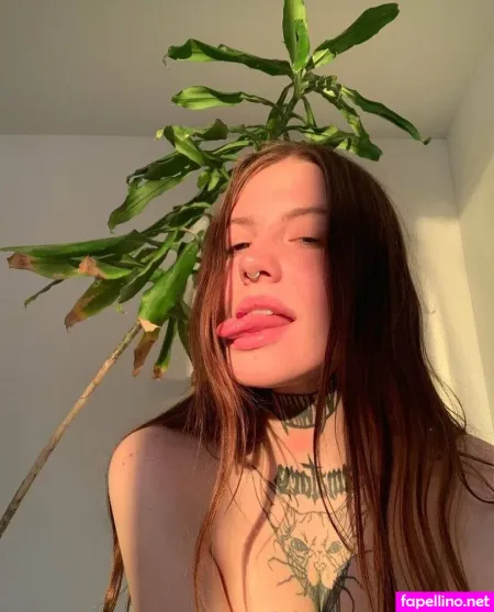 Ninelle Lusttt OnlyFans Thumbnail #RTOtURfFuo