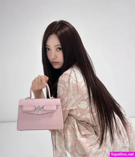 Ningning Aespa OnlyFans Thumbnail #3VKnjY6TOa