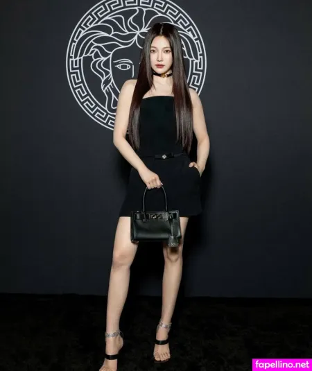 Ningning Aespa OnlyFans Thumbnail #hGFDvRdzWE