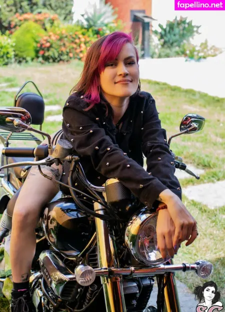 Ninha Suicide OnlyFans Thumbnail #nYKcEElX32