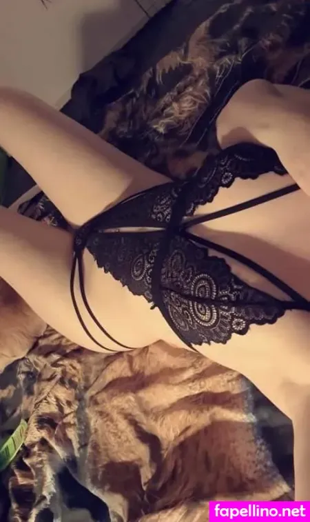 Nini9818 OnlyFans Thumbnail #DBVJ1v9MQR