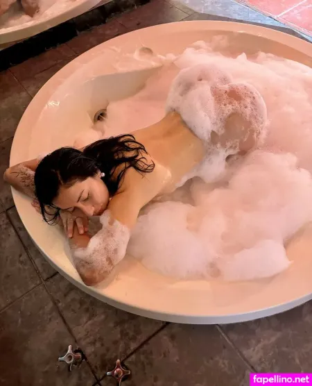 Ninosmilee OnlyFans Thumbnail #xNsthKWREo