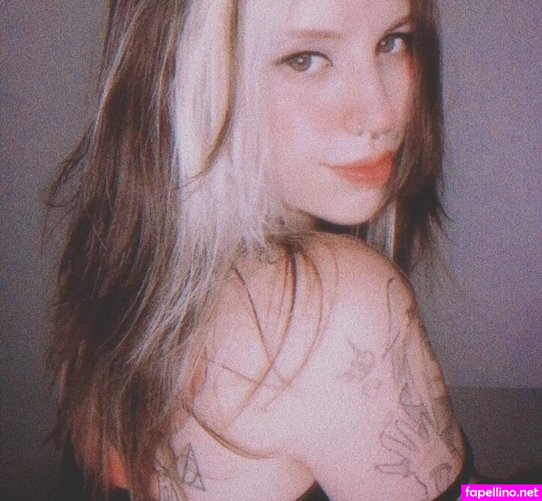 Laura Niragui, Laura Skarsgrd, VulgoMeg Nude Leaked OnlyFans Photo #wFuZE3tbse