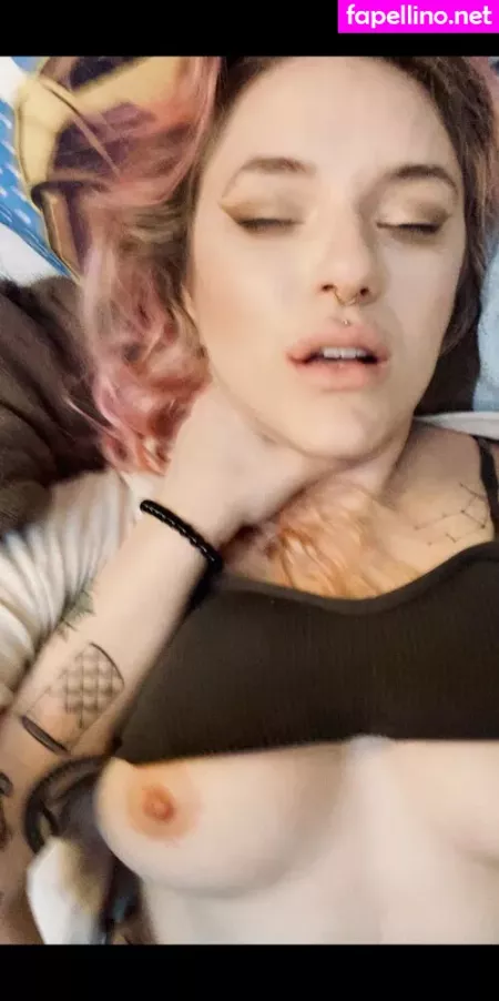 Nirvana OnlyFans Thumbnail #1V4F6WpG60