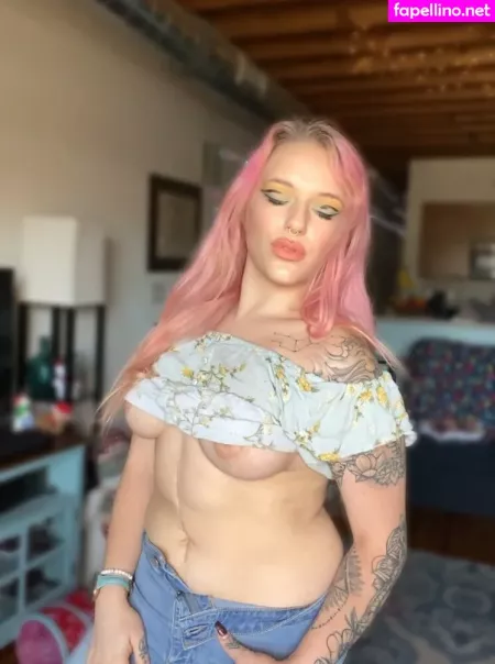 Nirvana OnlyFans Thumbnail #j8O0u9OH6s